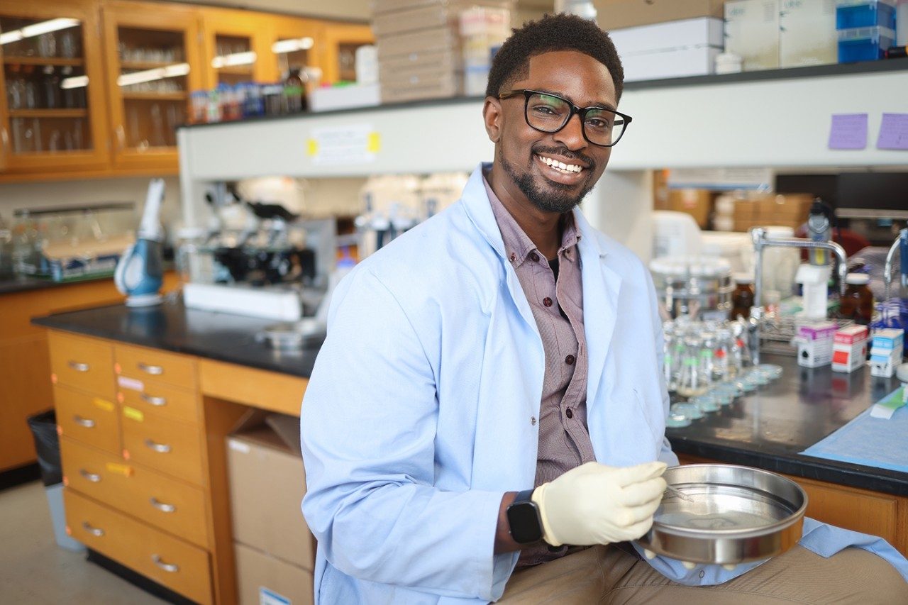 Austin Gray, '13, was featured in a Virginia Tech news article about his work on microplastics.

https://news.vt.edu/articles/2026/01/science-gray-the-why.html

Photo by Ray Meese for Virginia Tech.