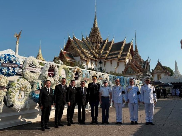 On January 5 the Thailand Citadel Club delegation, led by Gen. Jedsada Premnirundon, ’84, and Cadet Aaron B. Yarnell, ’27, visited Chulachomklao Royal Military Academy and the Armed Forces Academies Preparatory School, touring their facilities, sharing leadership insights, and connecting with cadets there. They later honored the late Queen Sirikit at the Grand Palace.