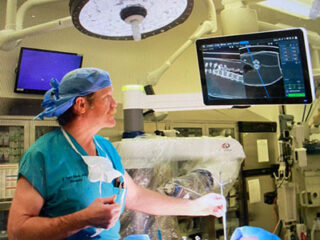 Dr. J. Patrick Johnson, '78, was featured in a CedarsSinai.org article titled, The Cowboy Spine Surgeon.
cedars-sinai.org/blog/the-cowboy-spine-surgeon.html